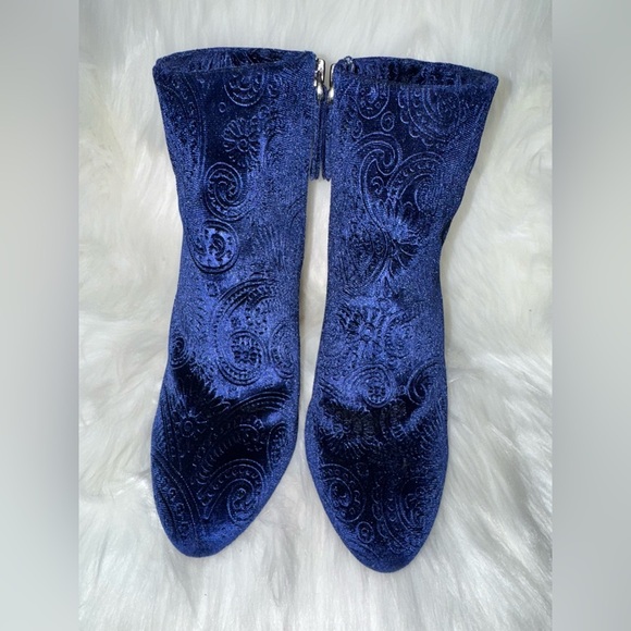 Who What Wear Navy Velvet Boots - Picture 1 of 10